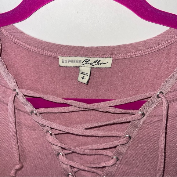 EXPRESS ONE ELEVEN Mauve Lace Up Long Sleeve Top M - Picture 5 of 8